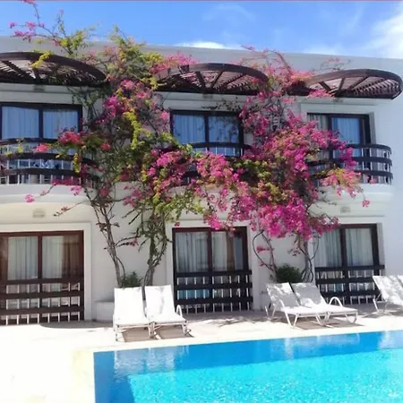 Beyaz Göltürkbükü