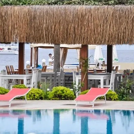 Beyaz Hotel Golturkbuku