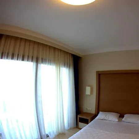 Beyaz Göltürkbükü