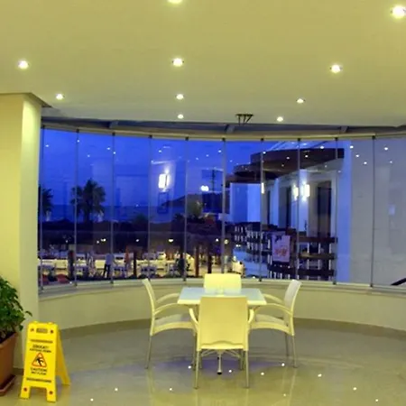 Hotel Beyaz 5*