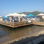 Beyaz