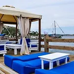 Beyaz Hotel Golturkbuku