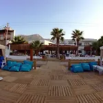 Beyaz Hotel