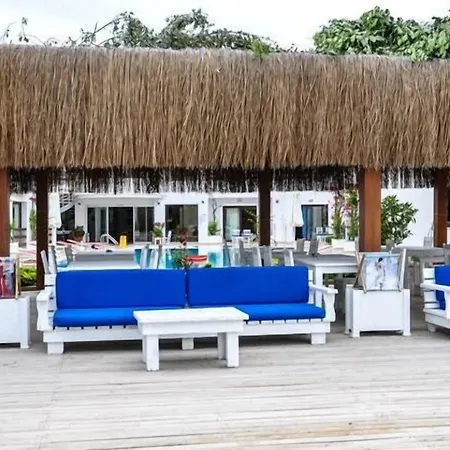 Beyaz Hotel