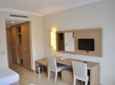 Beyaz Hotel Golturkbuku
